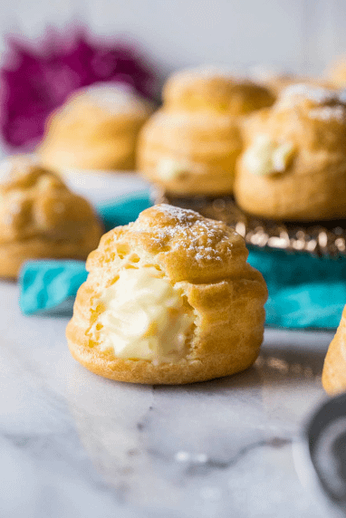 Super Bowl Party Desserts – Cream Puffs