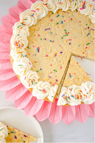 Super Bowl Party Desserts – Sugar Cookie Cake with Buttercream Frosting