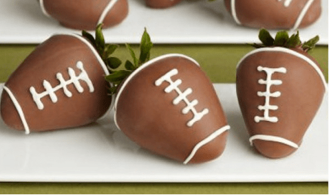 Super Bowl Party Desserts – Football Chocolate-Covered Strawberries